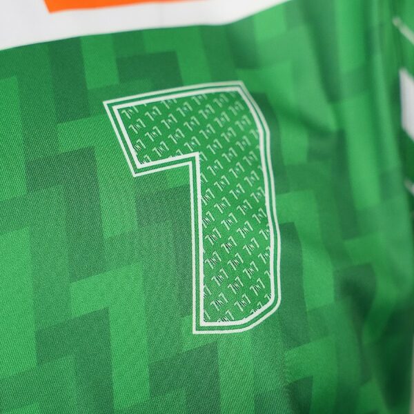 Kevin Sinfield 7in7in7 Ireland Tee JNR - Image 2