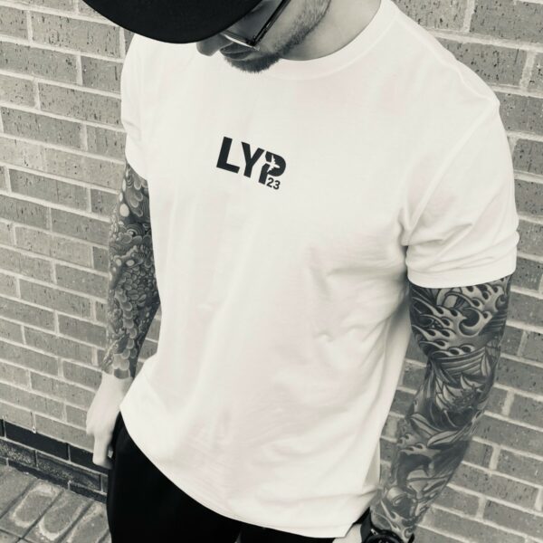 LYP23 T-Shirt White - Image 4