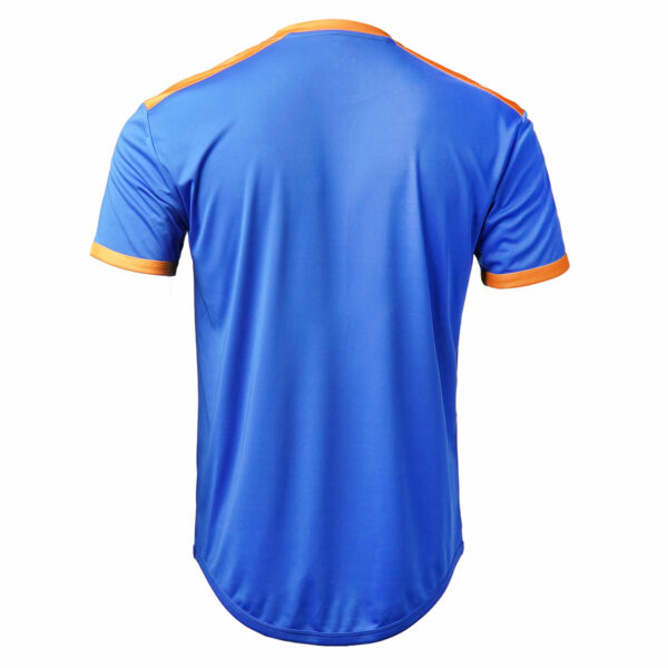 Shrewsbury Town 25/26 Retro Training Tee - Image 3