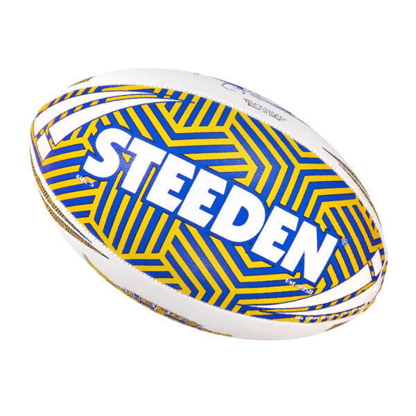 Leeds Rhinos Geo Supporter Size 5 Ball - Image 2