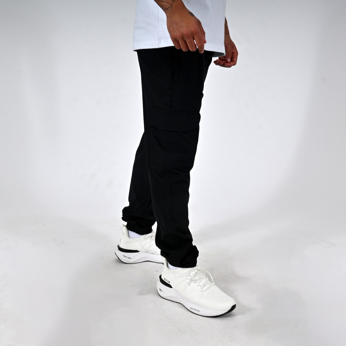 Oxen Mens Endure Stretch Woven Combat Pant Black - Image 3
