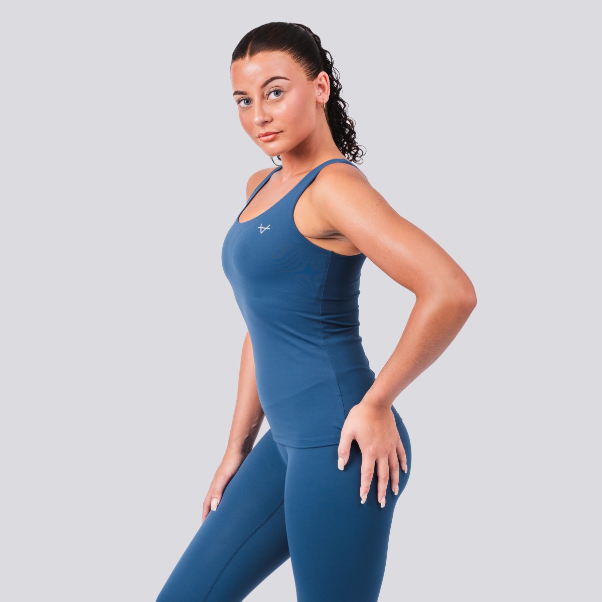 Oxen Womens Endure Sculpt Tank Sapphire - Image 3
